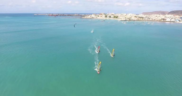 3 windsurfer plaining in the bay of Sal Rei Boavista