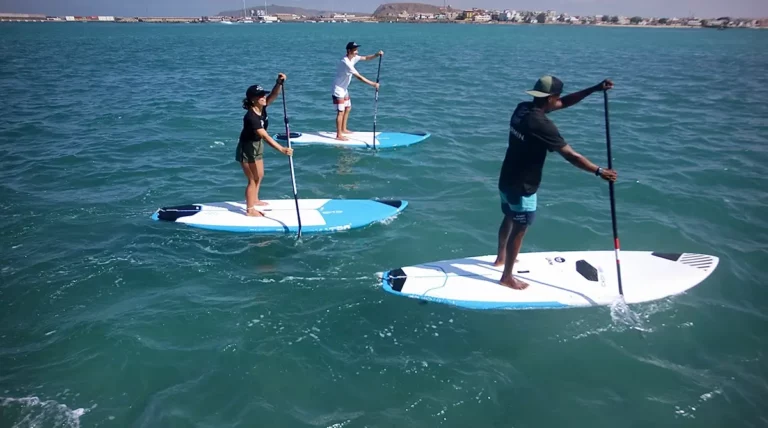 stand-up paddle group at Boavista